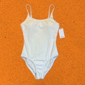 NWT Quince One Piece Swimsuit White Adjustable Straps Size M Quite Luxury